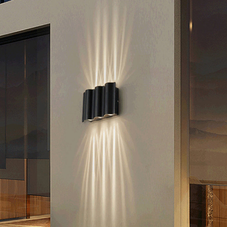Black Rectangular Outdoor LED Wall Lamp in Modern Creative Style Aluminium Waterproof Wall Sconce