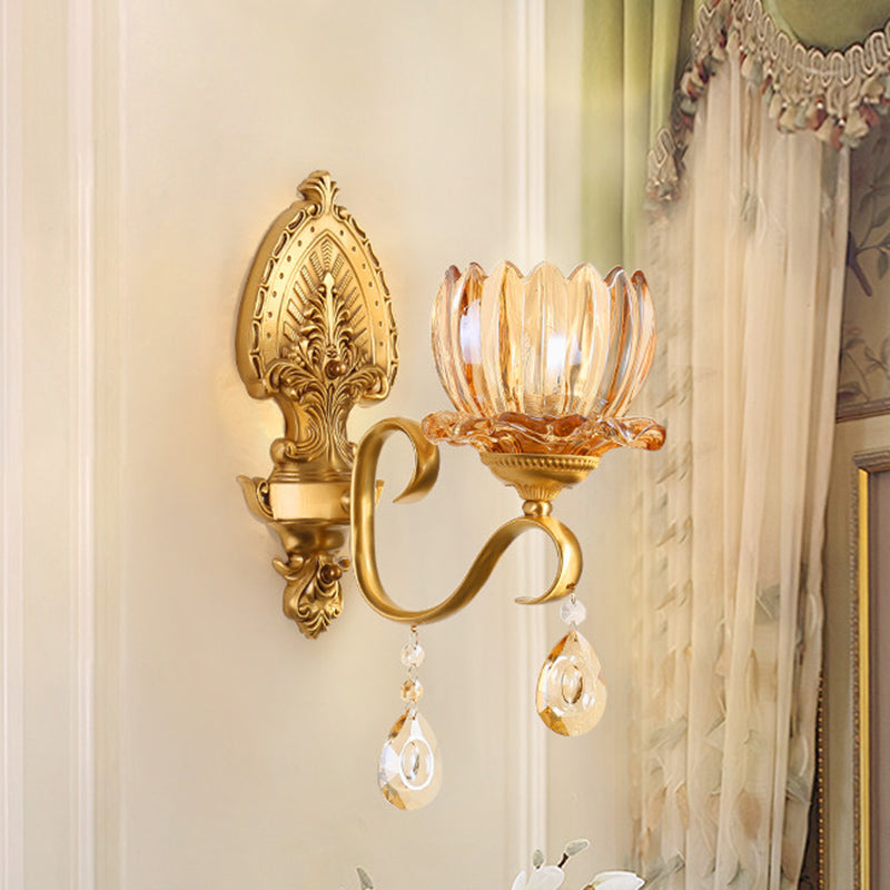 Gold 1/2 Lampen Wandlampe Retro Bernsteinglas Blütenwandmontage Licht mit klarem Kristallabfall für Wohnzimmer