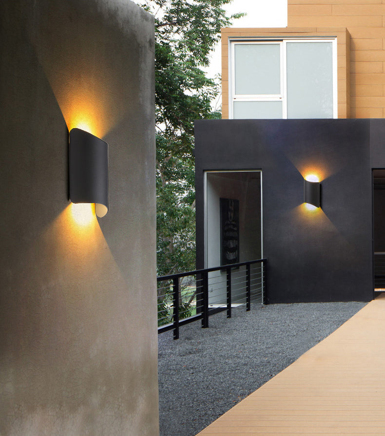 Black 2-Light LED Wall Lamp in Modern Simplicity Aluminium Waterproof Wall Light with Glass Shade