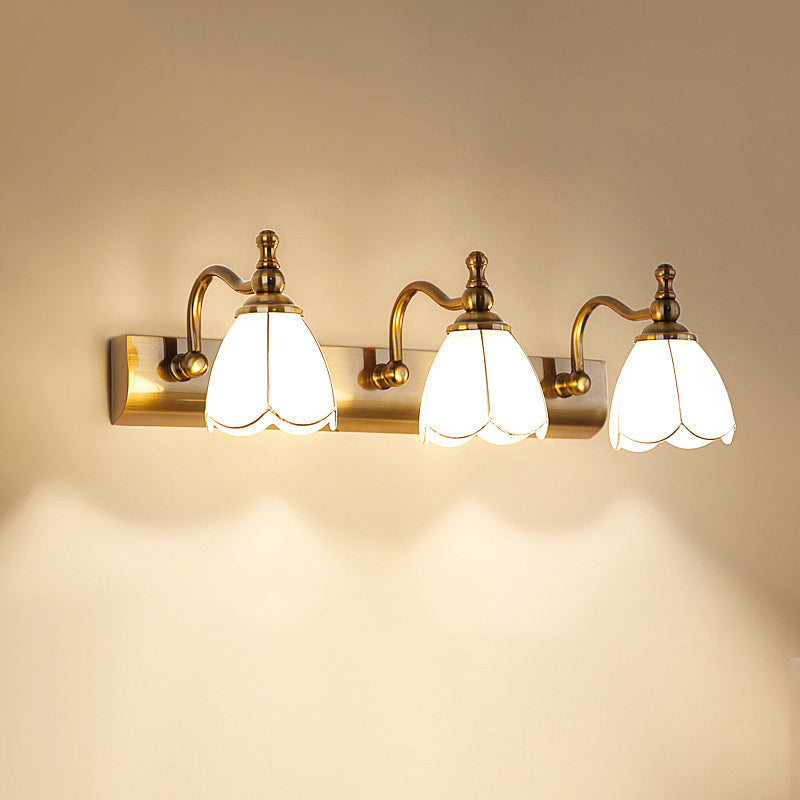Semplicità vintage Bell Bell Vanity Lights Sconce Milk Glass Wall Monte Flaching per bagno