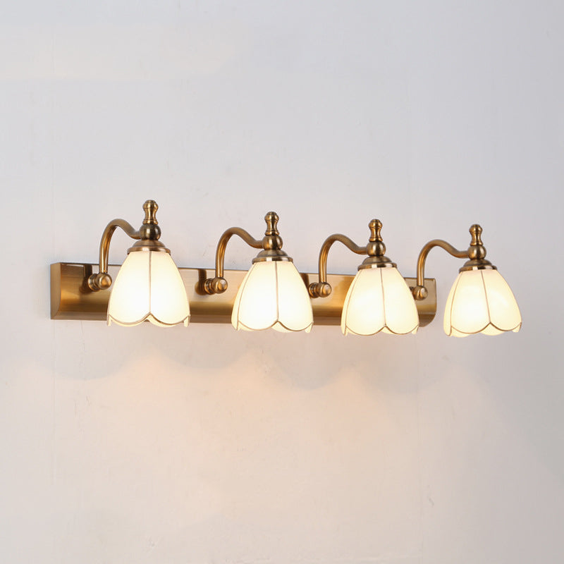 Semplicità vintage Bell Bell Vanity Lights Sconce Milk Glass Wall Monte Flaching per bagno