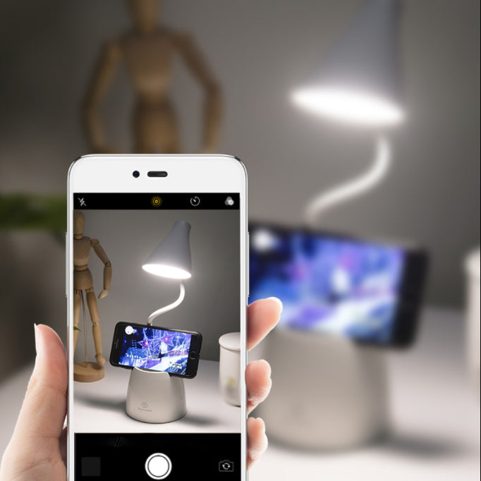 Salle d'étude LED LED LICTER MACARON LAVIRE DE TABLE RECHARGÉable avec une teinte en plastique conique
