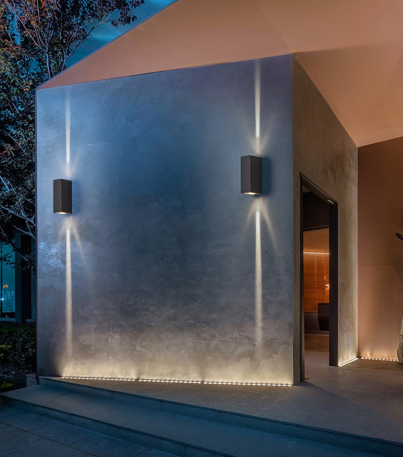 Black Rectangular Outdoor LED Track Light in Modern Simplicity Aluminium Waterproof Wall Lamp