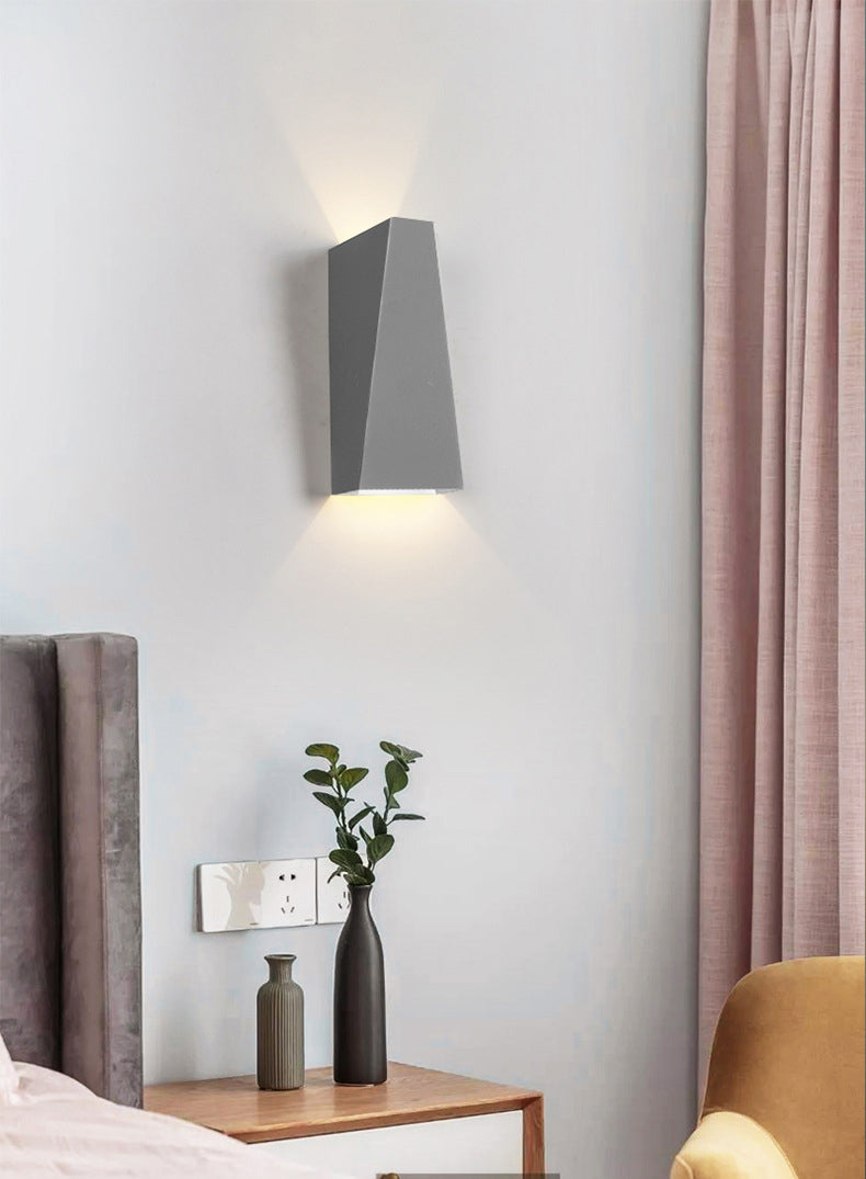 Geometric Wall Mounted Lamp Modern Simplicity Aluminum Wall Mount Lamp for Living Room
