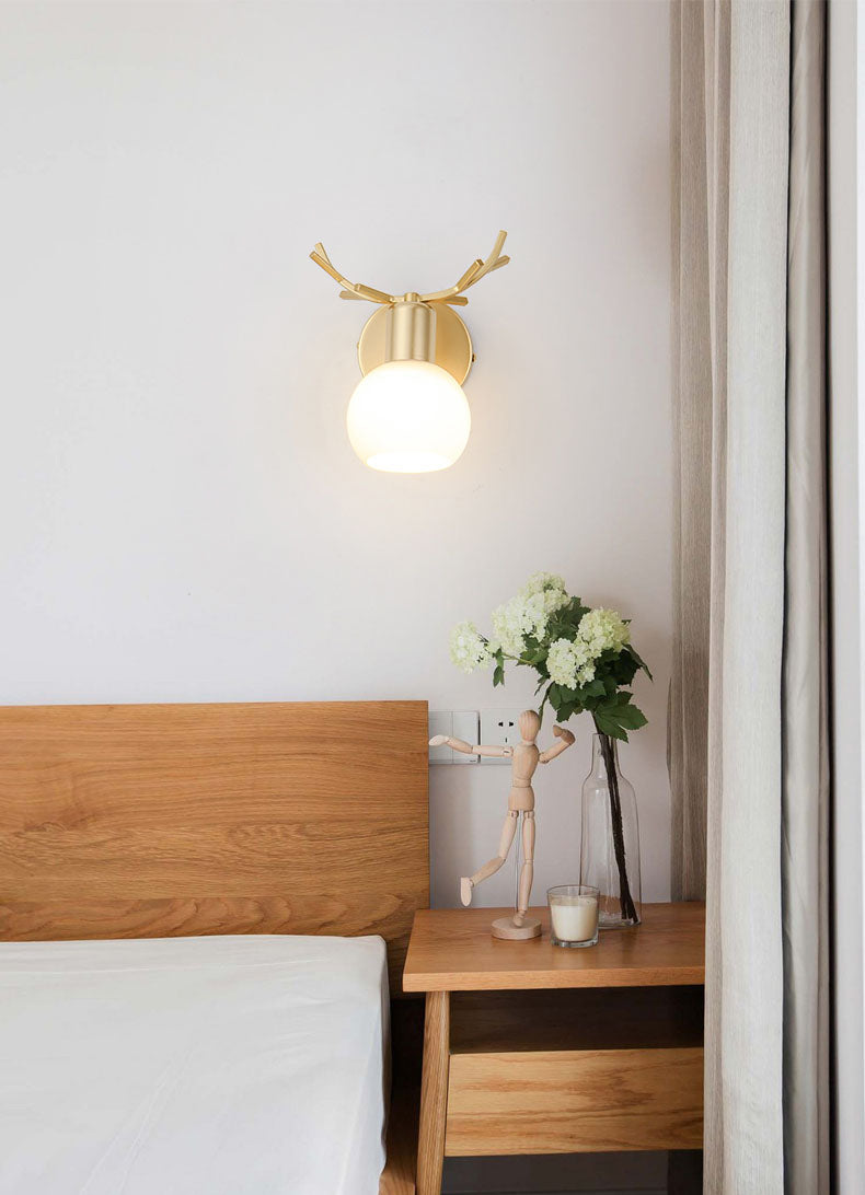 Contemporary Metal Globe Wall Sconce 1-Light Wall Mounted Light for Bathroom