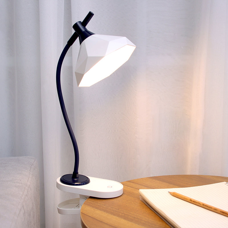 Lámpara de escritorio de sujetador con forma de diamante Macaron de plástico para la habitación de la habitación del niño recargable Luz de estudio LED