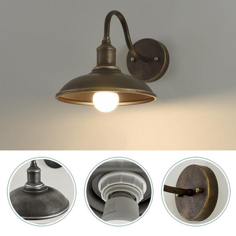 Industrielle Retro -Wandleuchte Schmiedeeisen -Scheunenwandlampe für Außenräume