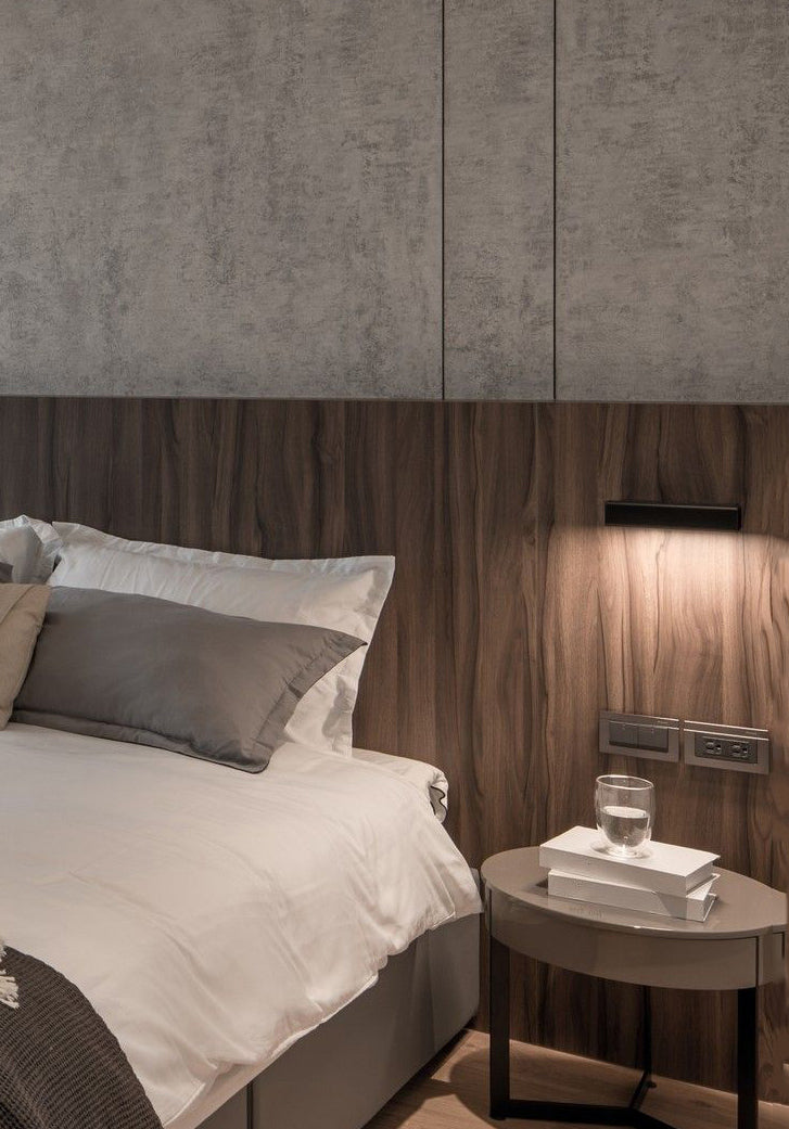 Luz de pared giratoria LED de aluminio en una lámpara de pared acrílica de estilo conciso moderno para dormitorio