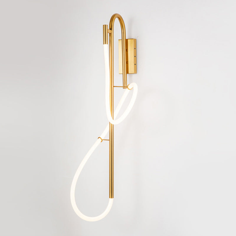Gold Linear LED Wall Lamp in Modern Creative Style Wrought Iron Wall Sconce with Silicone Shade