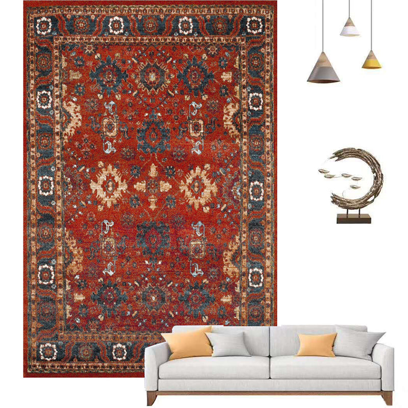 Tapis à imprimé floral de couleur unie