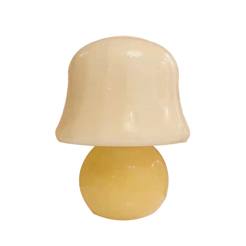 Table de table en forme de champignon