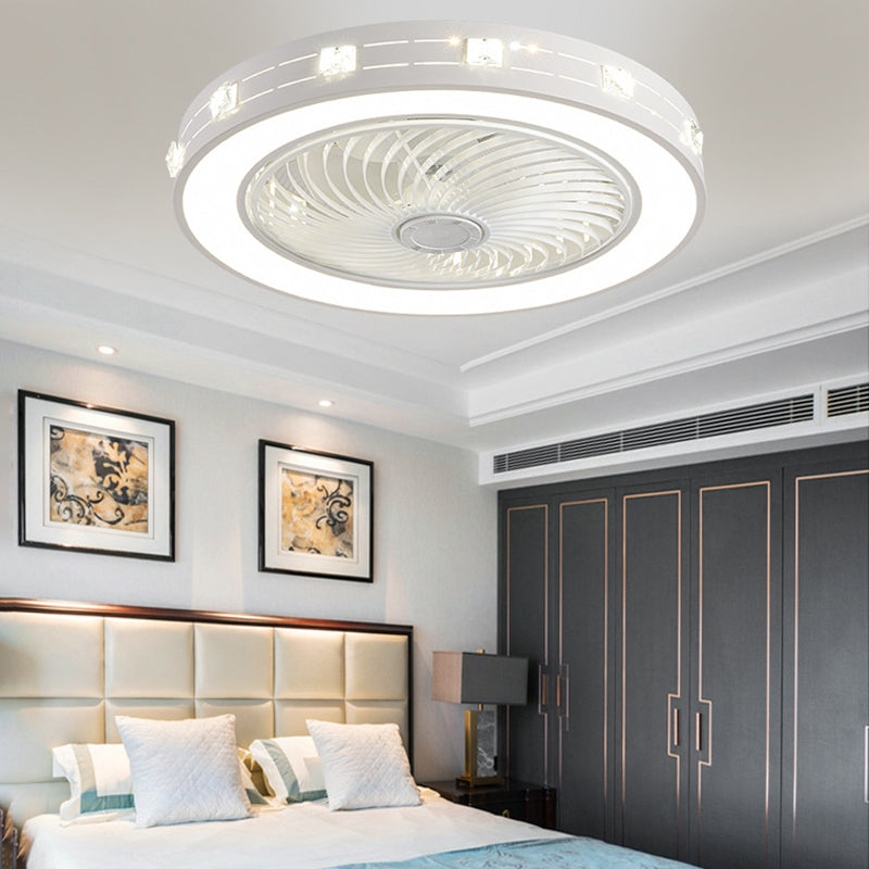 Schlafzimmer Lüfterleuchte Nordic White Semi Flush Deckenlampe mit Trommelmetallschatten