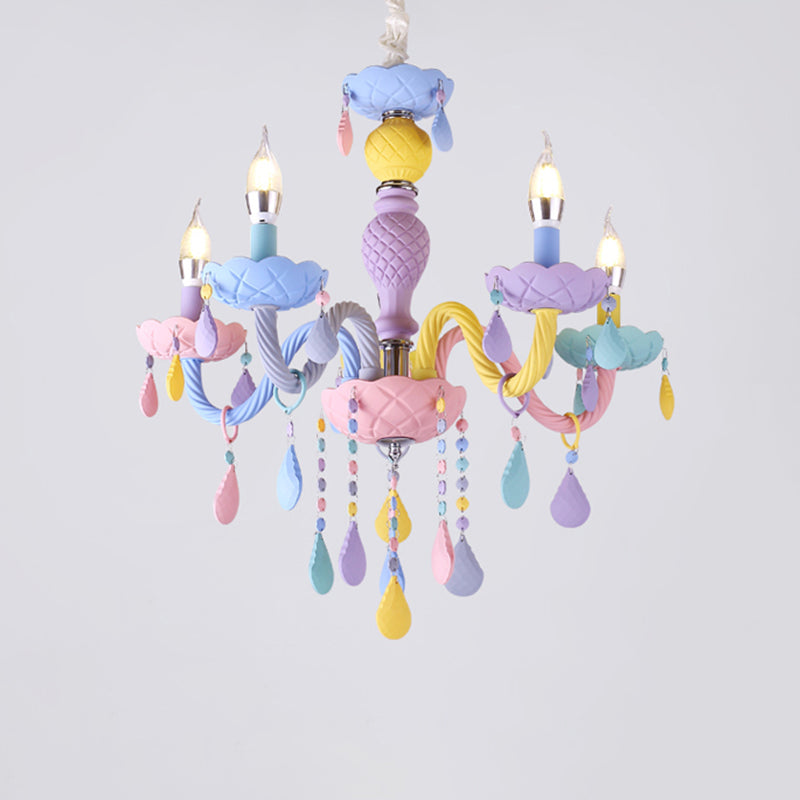 Lampada il lampadario a candela metallica in stile a sospensione a sospensione in stile nordico in multi-colore