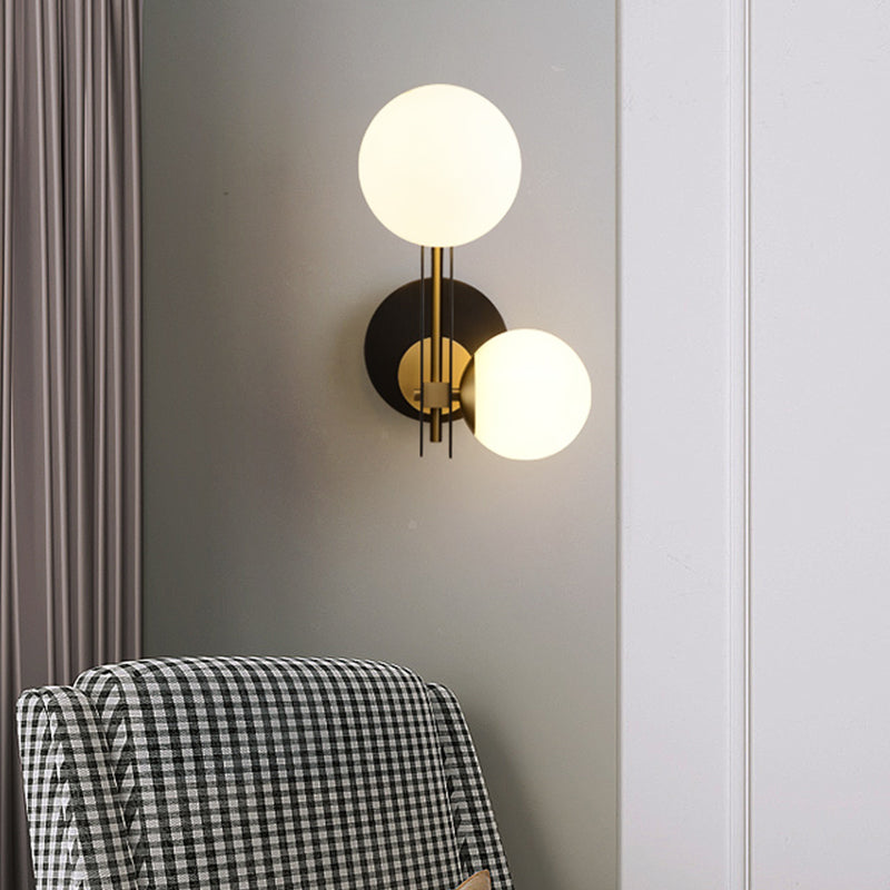 2 bulbos Sphere Splock Light Contemporary Glass Malling Malling Lighting en negro y dorado