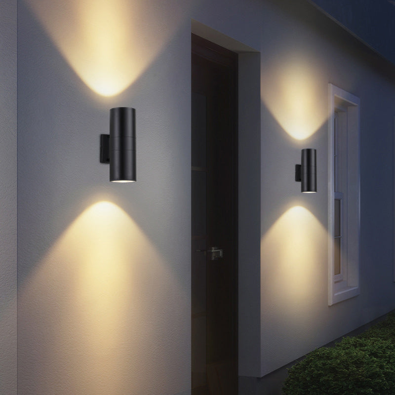 Mezza cilindro illuminazione a parete in stile moderno metallo 1 luce da parete leggera in nero