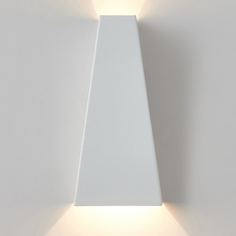 Polygon Wall Sconce Lighting Modern Style Metal 2-Lights Sconce Light in Black and White