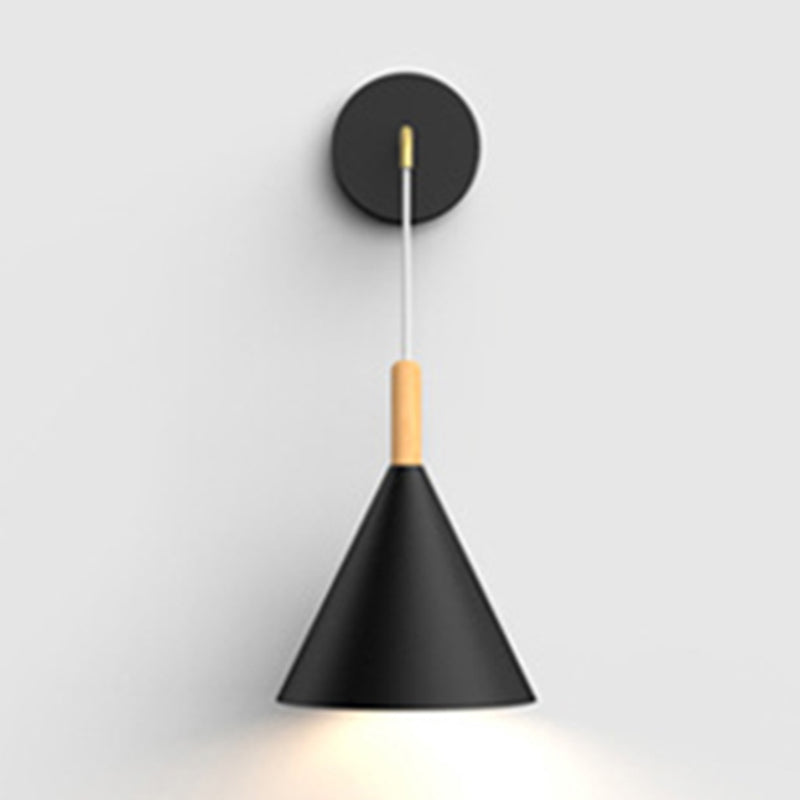 Luci da parete nordica moderna a 1 luce Lampade a parete in metallo per camera da letto