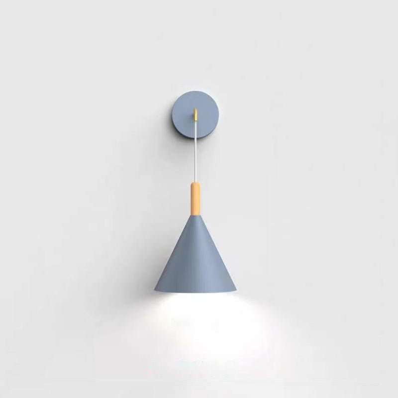 Luci da parete nordica moderna a 1 luce Lampade a parete in metallo per camera da letto