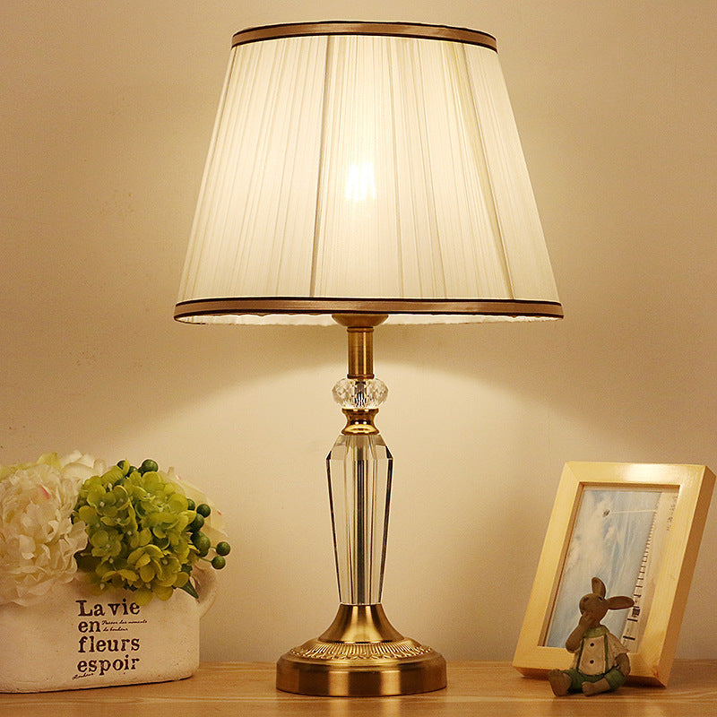 Tissu tambour nightand lampminmalisme simple tête de vie de nuit lumière nocturne en blanc avec déco cristal