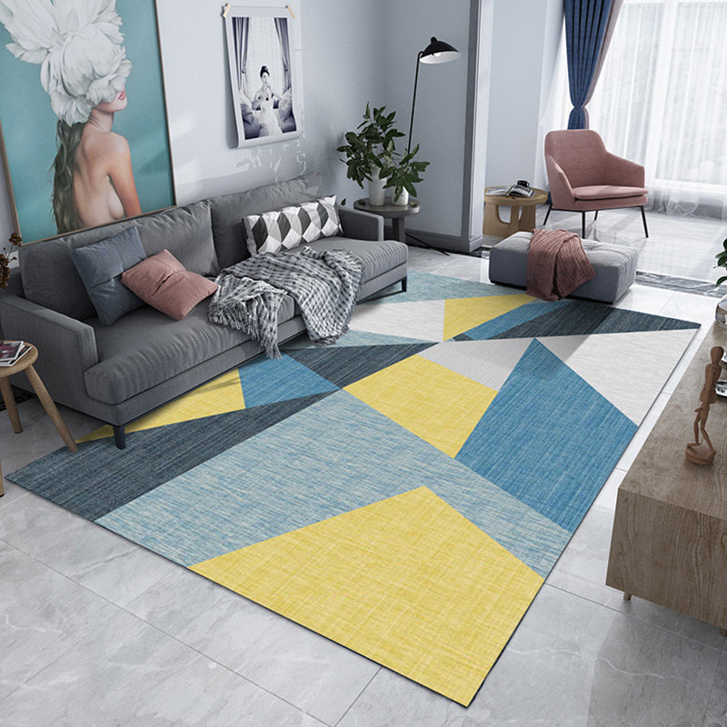 Multicolor Nordic Area Rug Polyester Triangle Print Rug Non-Slip Backing Indoor Rug for Living Room