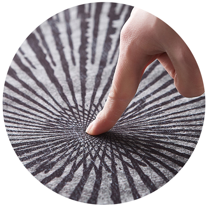 Grey Tone Modern Indoor Rug Polyester Geometric Print Carpet Easy Care Rug for Home Decoration