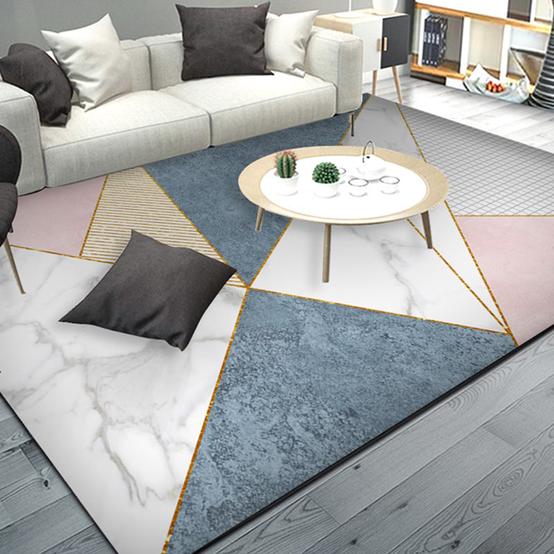 Multicolor Modern Indoor Rug Polyester Triangle Print Carpet Stain Resistant Rug for Home Decoration