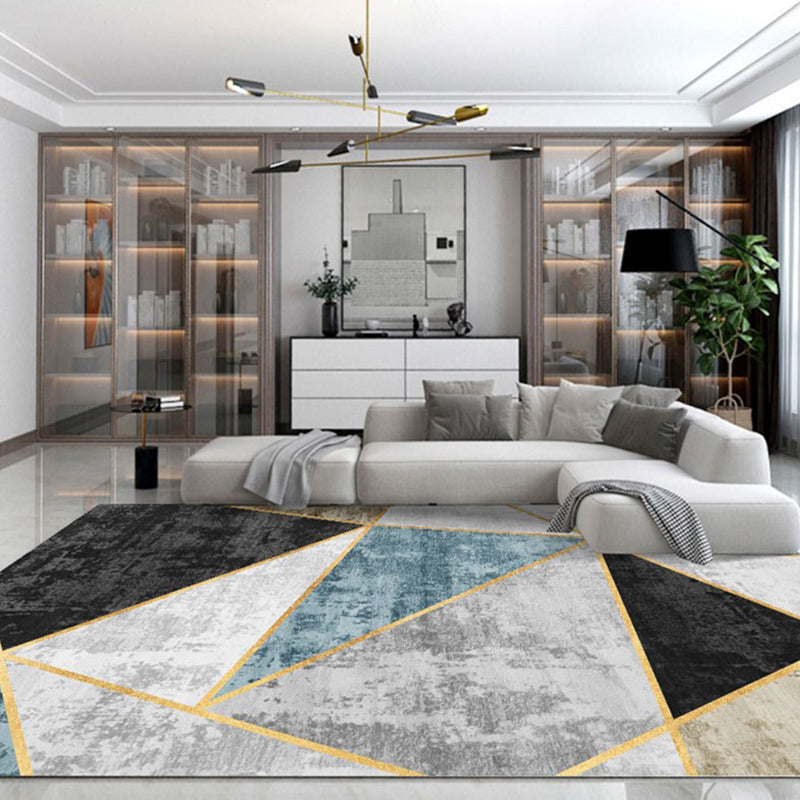Multicolor Modern Indoor Rug Polyester Triangle Print Carpet Stain Resistant Rug for Home Decoration