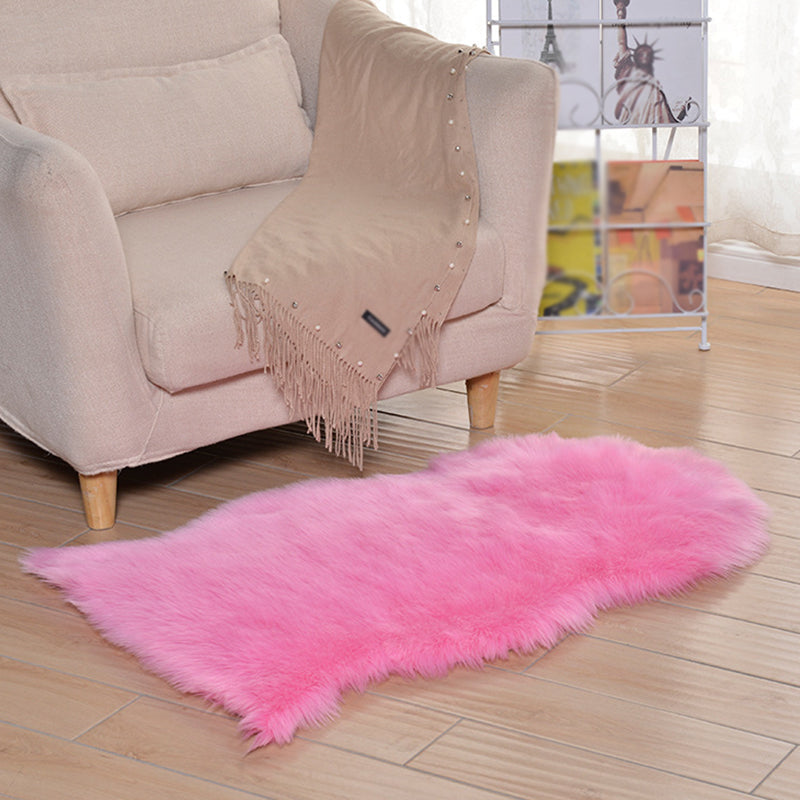 Creative Novelty Shape Rug Comfort Shag Carpet Polypropylene Anti-Slip Backing Rug for Home Decor