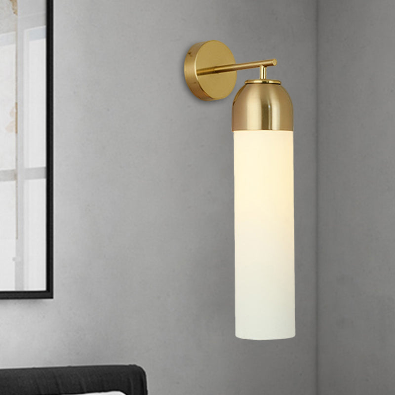 Modernistische buisvormige sconce crème/groen glas 1 kop woonkamer wandverlichting met metalen arm