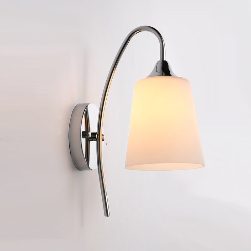 1 Kopf -Trompeten -Wandbeleuchtung Moderne Milchglas Leuchte in Chrom für Treppe