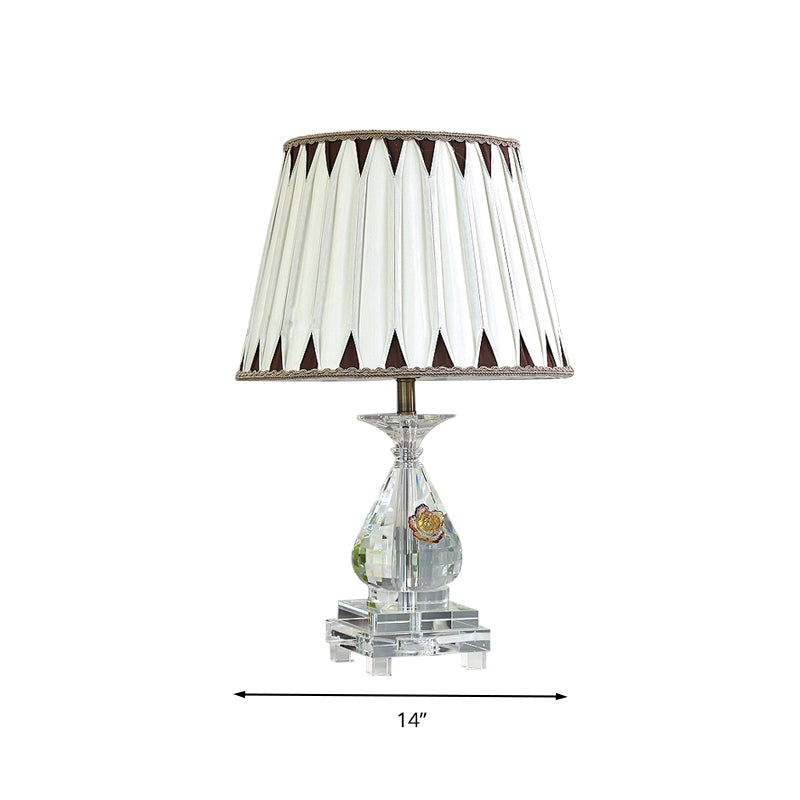 Lampe de table à bulbe unique Rural Plissée de tissu de nuit Lumière en blanc avec une base en cristal pour la chambre