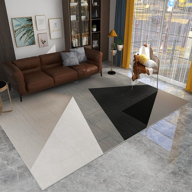 Grey Tone Simple Area Carpet Polyester Geometric Pattern Indoor Rug Washable Carpet for Living Room