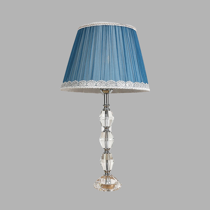 Lampada da tavolo affusolata per camera da letto tradizionale in tessuto 1 lampada da notte azzurra con sfera di cristallo decorativa