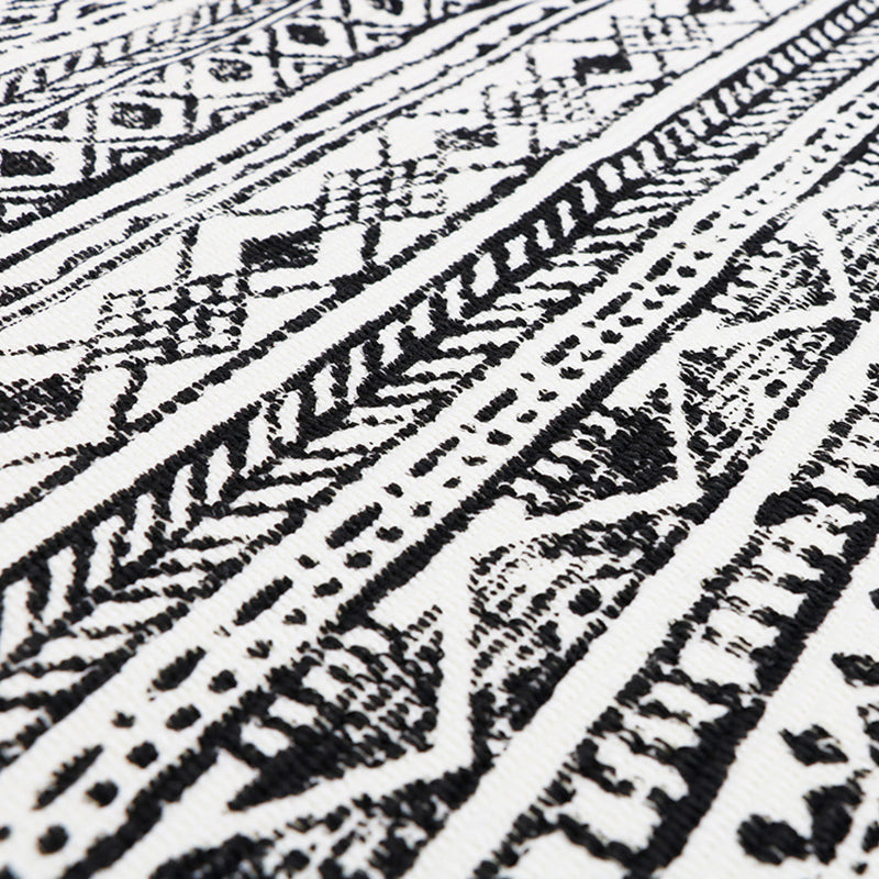 Black and White Olden Rug Boho-Chic Area Rug with Fringe Cotton Blend Carpet for Home Decoration