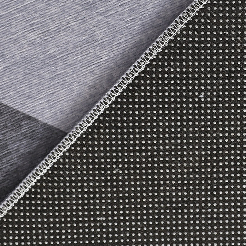 Grey Tone Triangle Print Rug Polyester Simple Carpet Non-Slip Backing Indoor Rug for Home Decoration