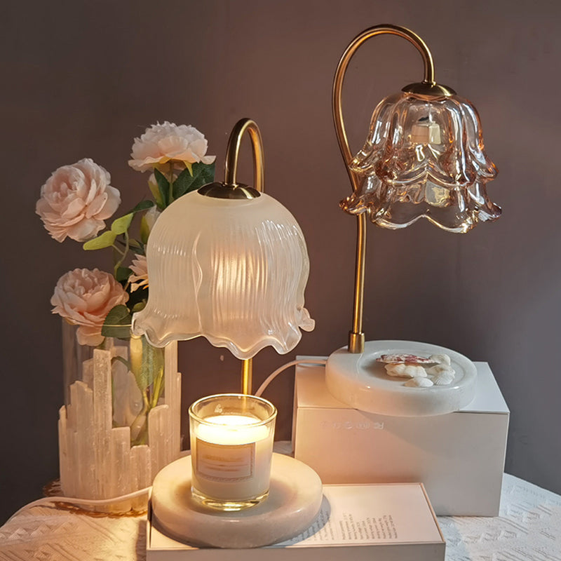 Lampe de chevet de fleur de cire de fleur