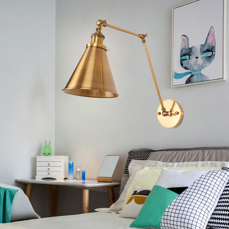 Vintage Industrial Cone Leuchte Leuchte Metall 1-Licht Wandleuchte in Messing und Weiß