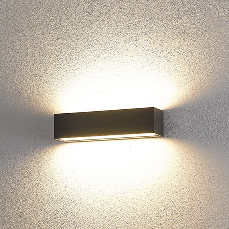 Modern Metal Wall Lighting 1-Light LED Outdoor Rectangular Sconce Light