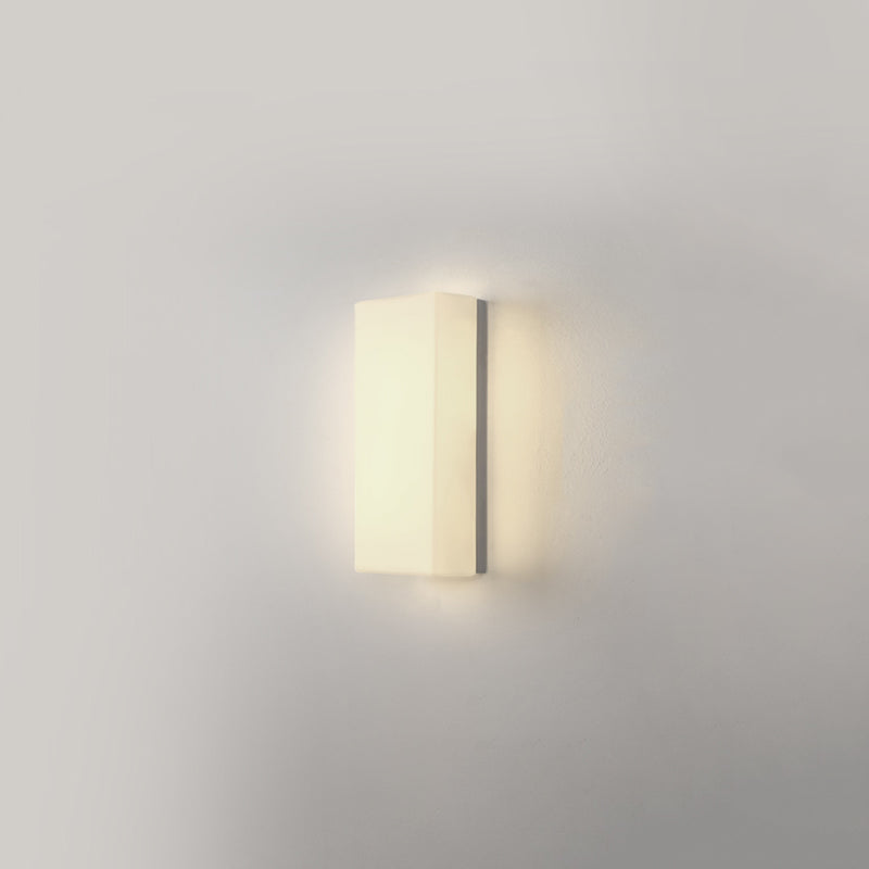 Modern Simple Fashion Style Linear Shade Wall Sconce Metal 1 Light Sconces in