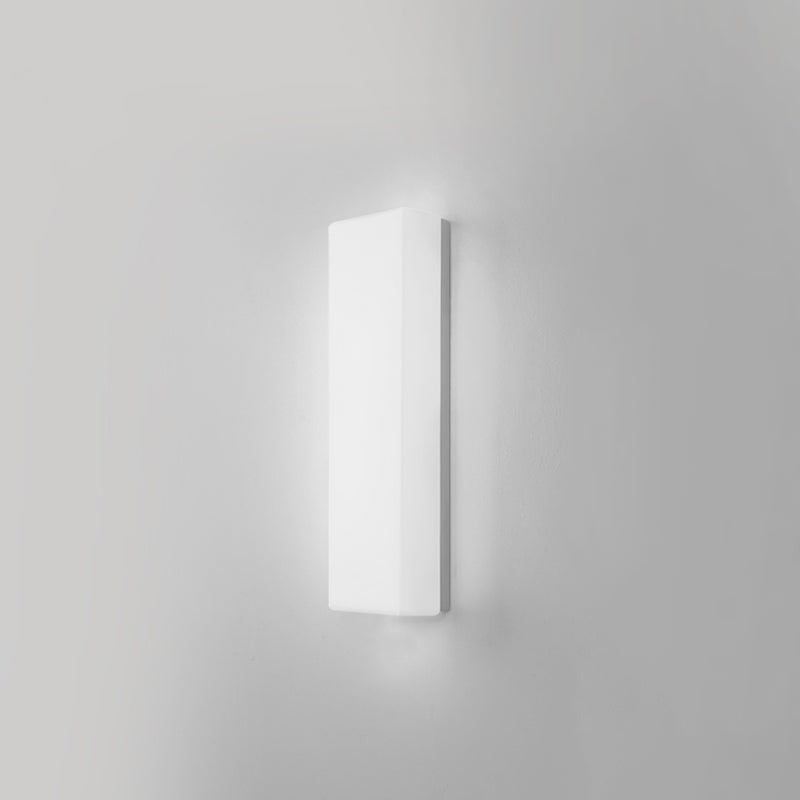 Modern Simple Fashion Style Linear Shade Wall Sconce Metal 1 Light Sconces in