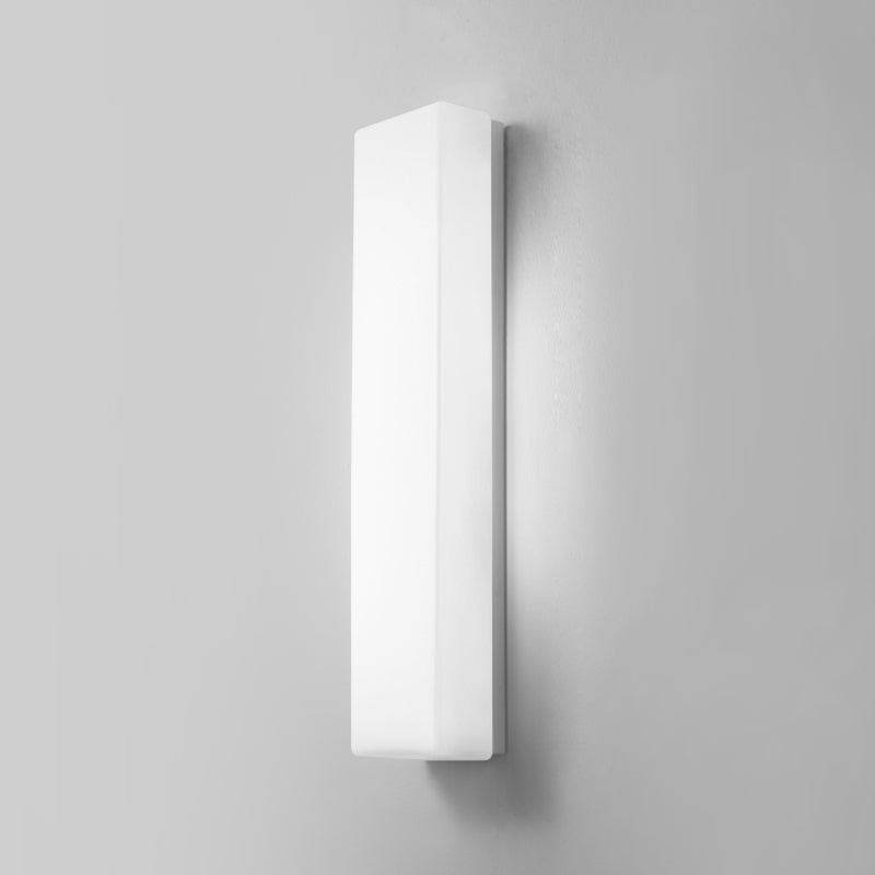 Modern Simple Fashion Style Linear Shade Wall Sconce Metal 1 Light Sconces in
