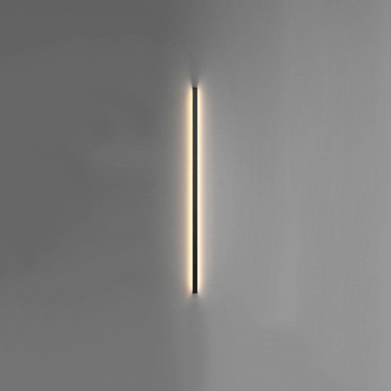 1-Light Linear Shade Wall Sconce Modern Style Metal Wall Lighting in Black