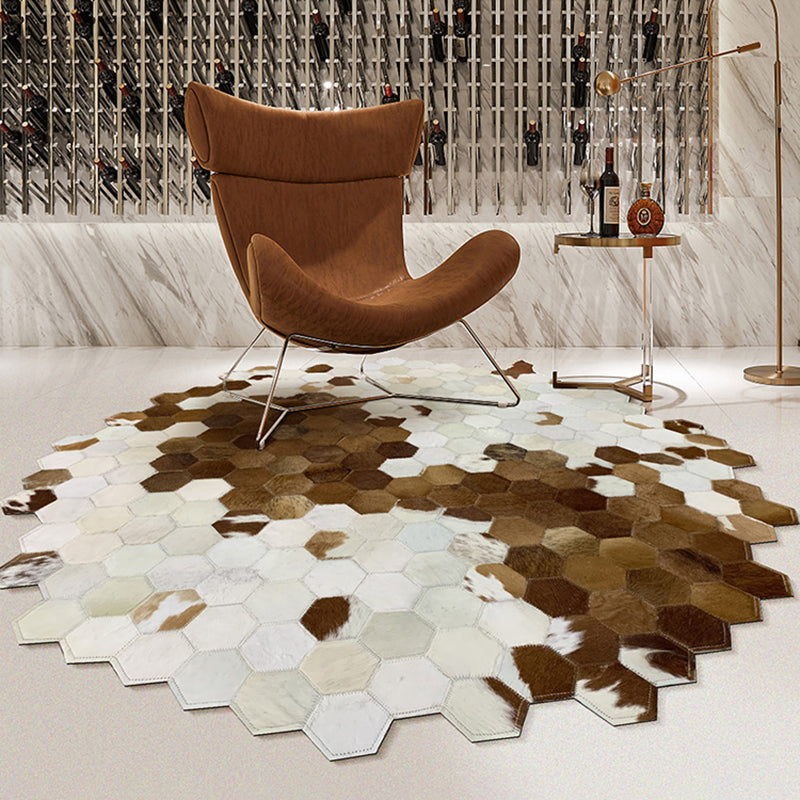 Creative Round Area Rug Geometric Print Splicing Carpet Handmade Cowhide Rug for Living Room