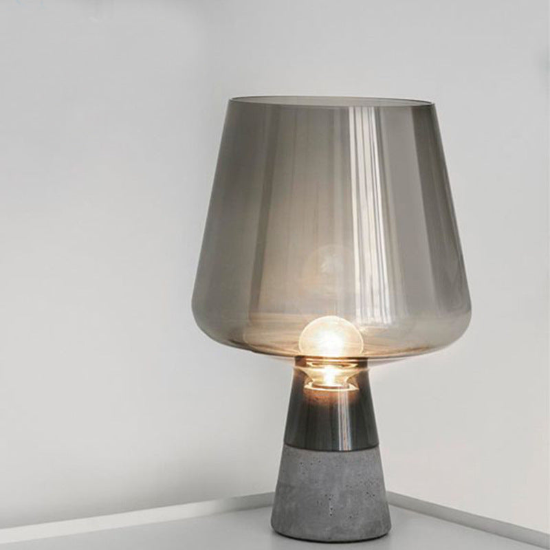 Lampada da comodino in vetro con lampada da tavolo affusolata ultramoderna per camera da letto