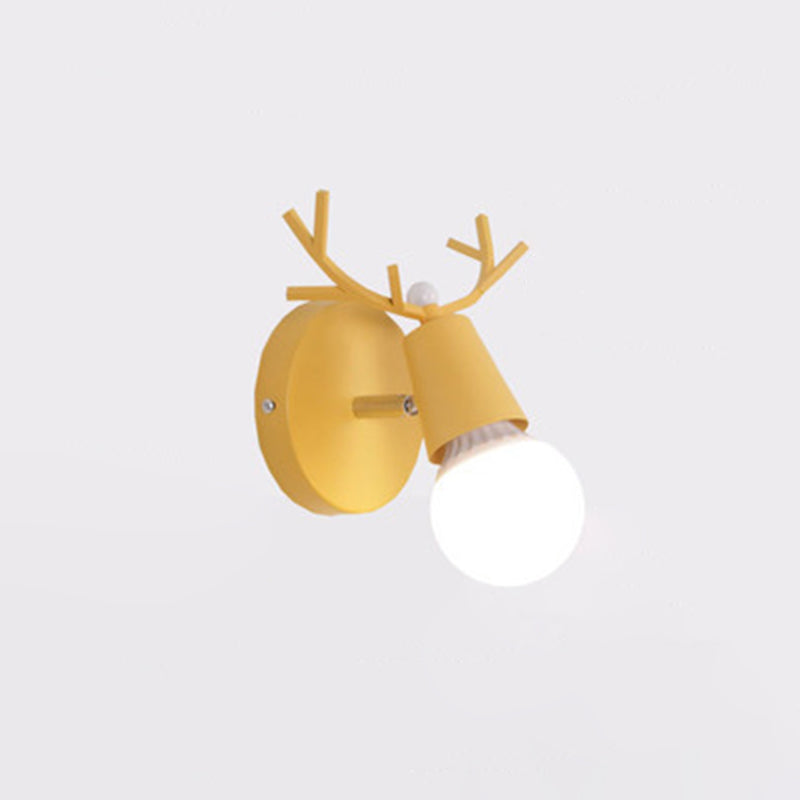 Unique Shade Wall Lighting Modern Nordic  Style Metal 1 Light Sconce Light in Pink and White