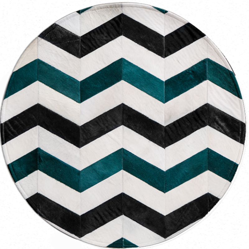 Black Geometric Pattern Area Rug Cowhide Area Carpet Easy Care Rug for Home Decoration