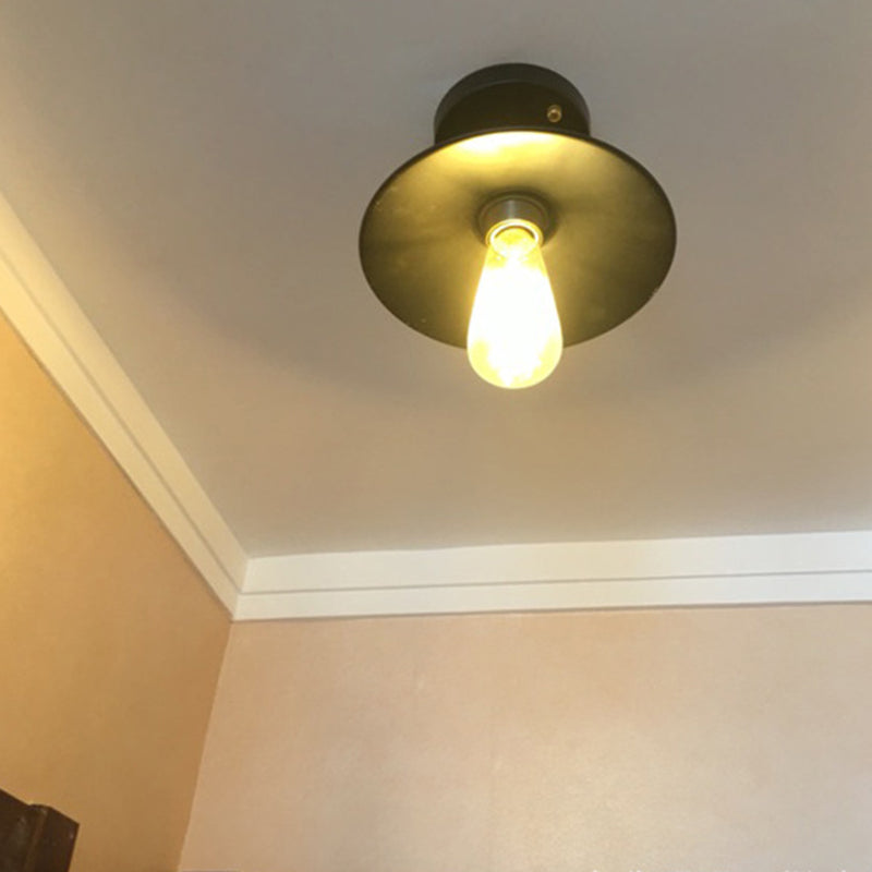 8,5 "breitem industriellem Stil Flush Mount -Lampe Einer Glühbirnen Schmiedeeisen -Schatten Deckenleuchte