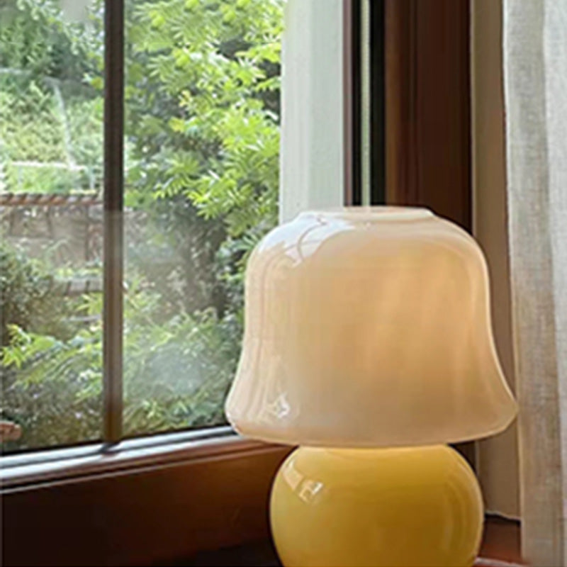 Ultra-modern Simplicity Mushroom Table Lamp Hand-Blown Glass Nightstand Lamp for Bedroom