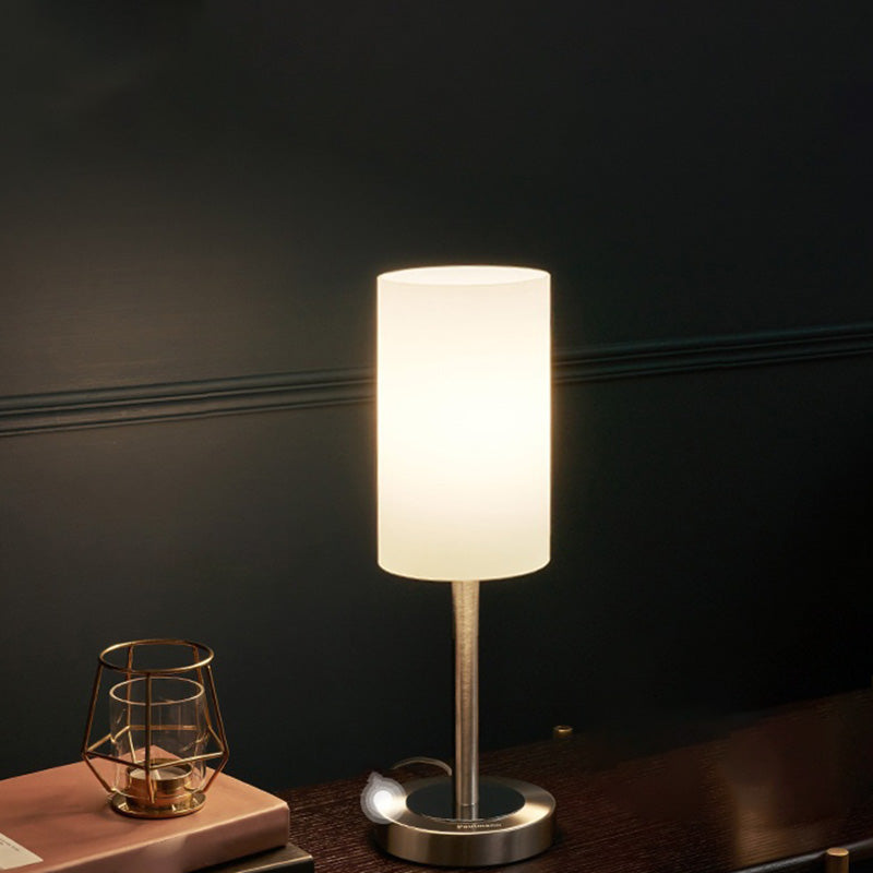 Lampada da tavolo a cilindro ultramoderna e semplice Lampada da comodino in vetro bianco per camera da letto