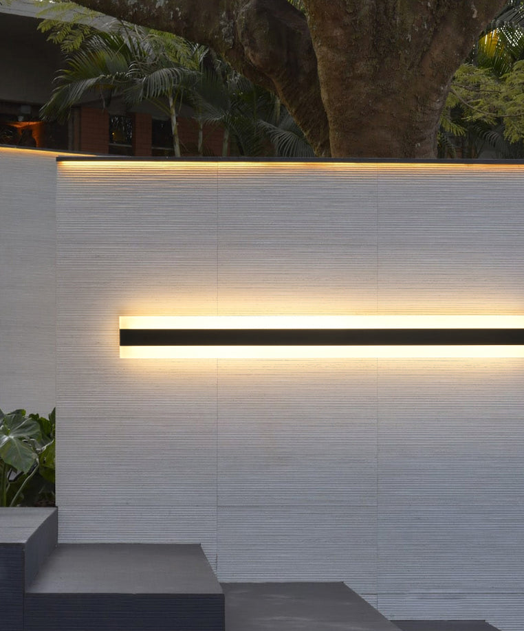 Iluminación de pared led de metal moderna negra al aire libre de 1 luces de pared de 1 luces